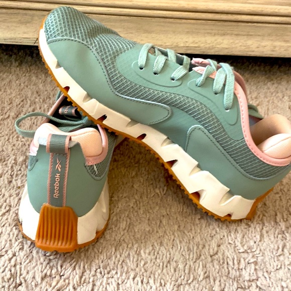 Reebok Shoes - Reebok Sneakers | sage green & light pink